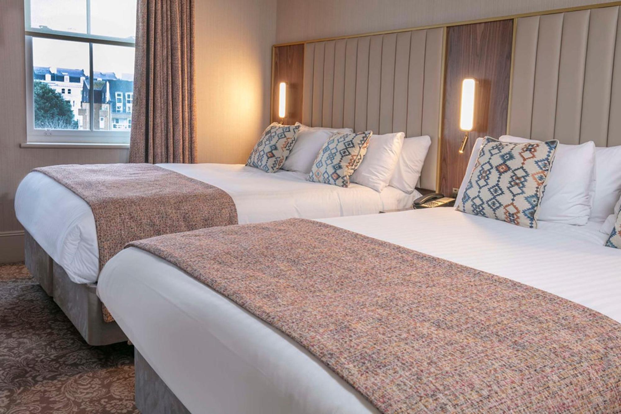 Voco The Clifton Folkestone By Ihg Hotel Exterior photo
