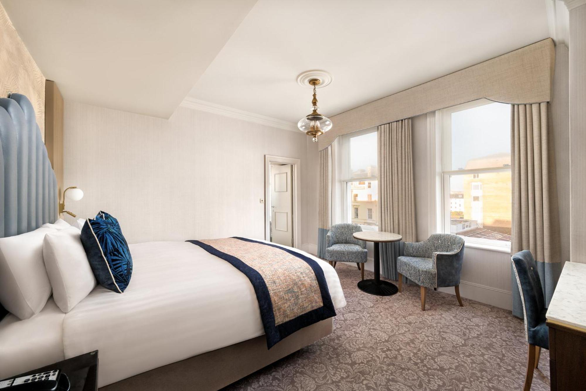 Voco The Clifton Folkestone By Ihg Hotel Exterior photo