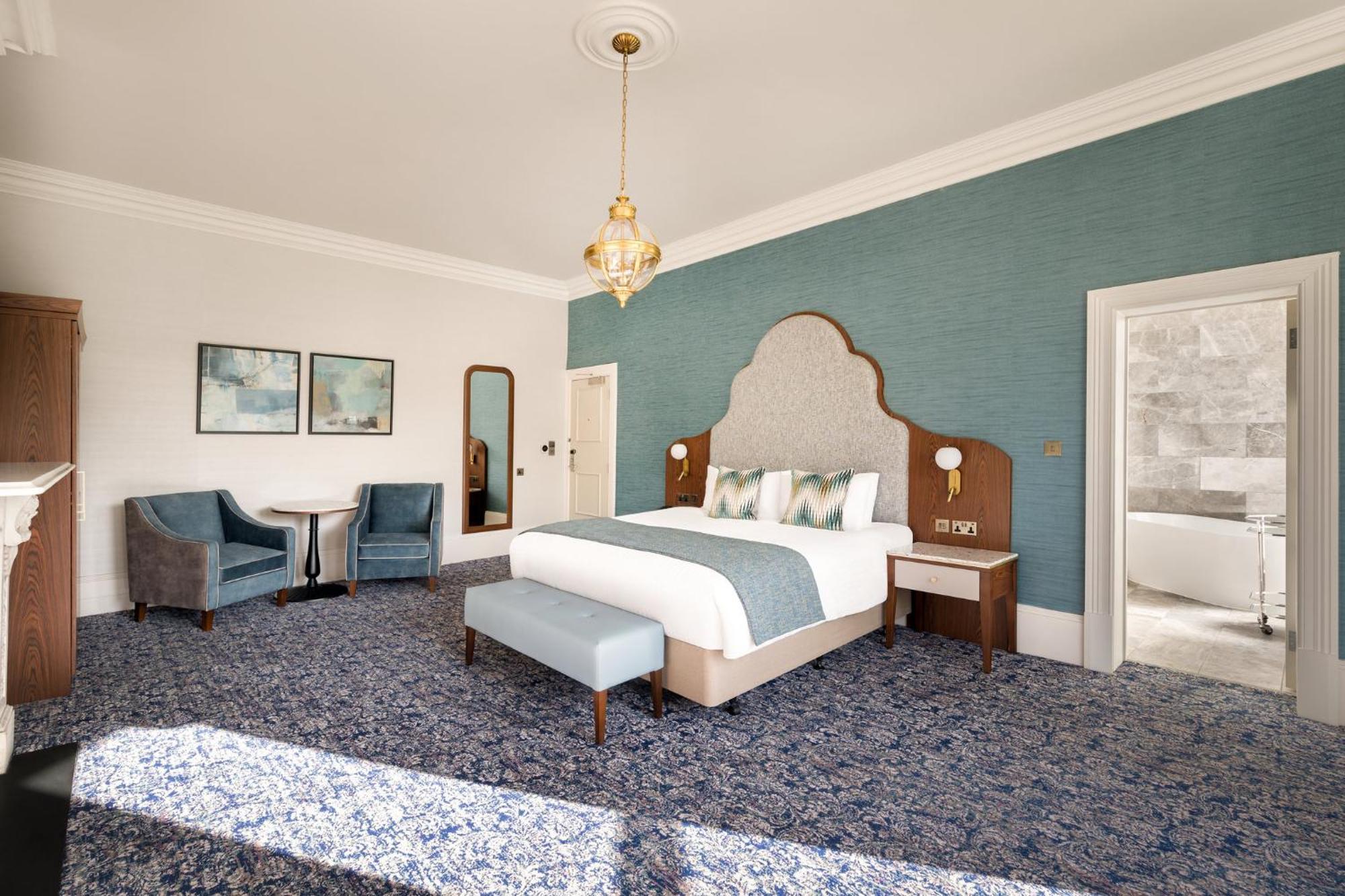 Voco The Clifton Folkestone By Ihg Hotel Exterior photo
